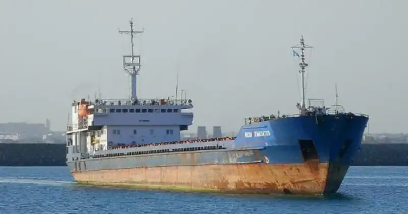 У водах Мозамбіку обстріляли російське наукове судно “Атлантида”: триває розслідування