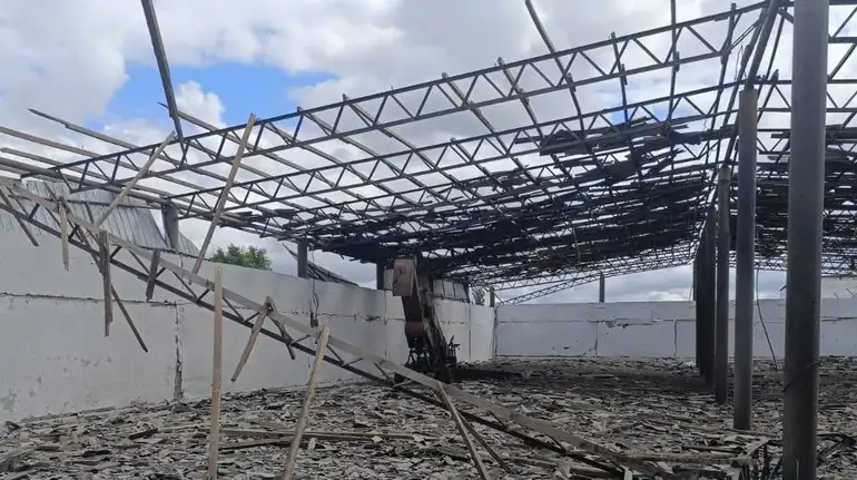 Ракетний удар по фермі на Миколаївщині: один загиблий, кілька поранених