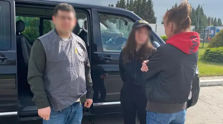 З Німеччини екстрадували ексчиновницю, яка привласнила державні землі на понад 1,8 мільярда гривень