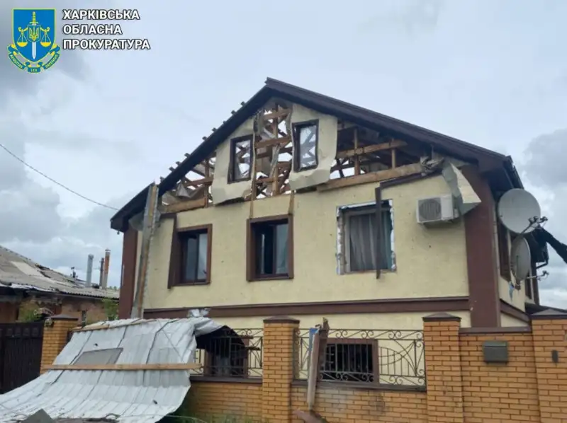 Російська артилерія знову вдарила по Купʼянську – постраждали мешканки міста