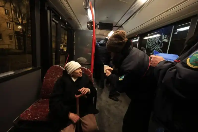 Автобуси-рятівники: як у Харкові працює мобільна допомога для постраждали