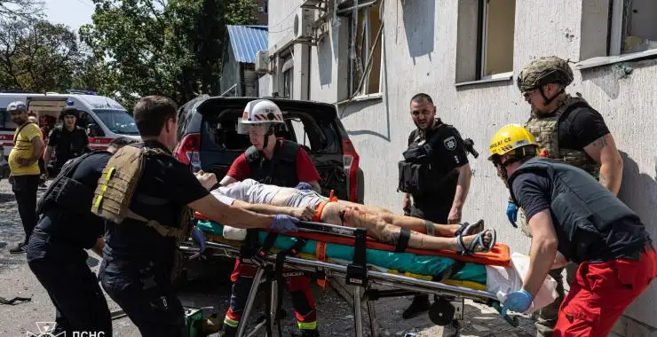 Після дронової атаки на Харків у лікарнях залишаються четверо постраждалих